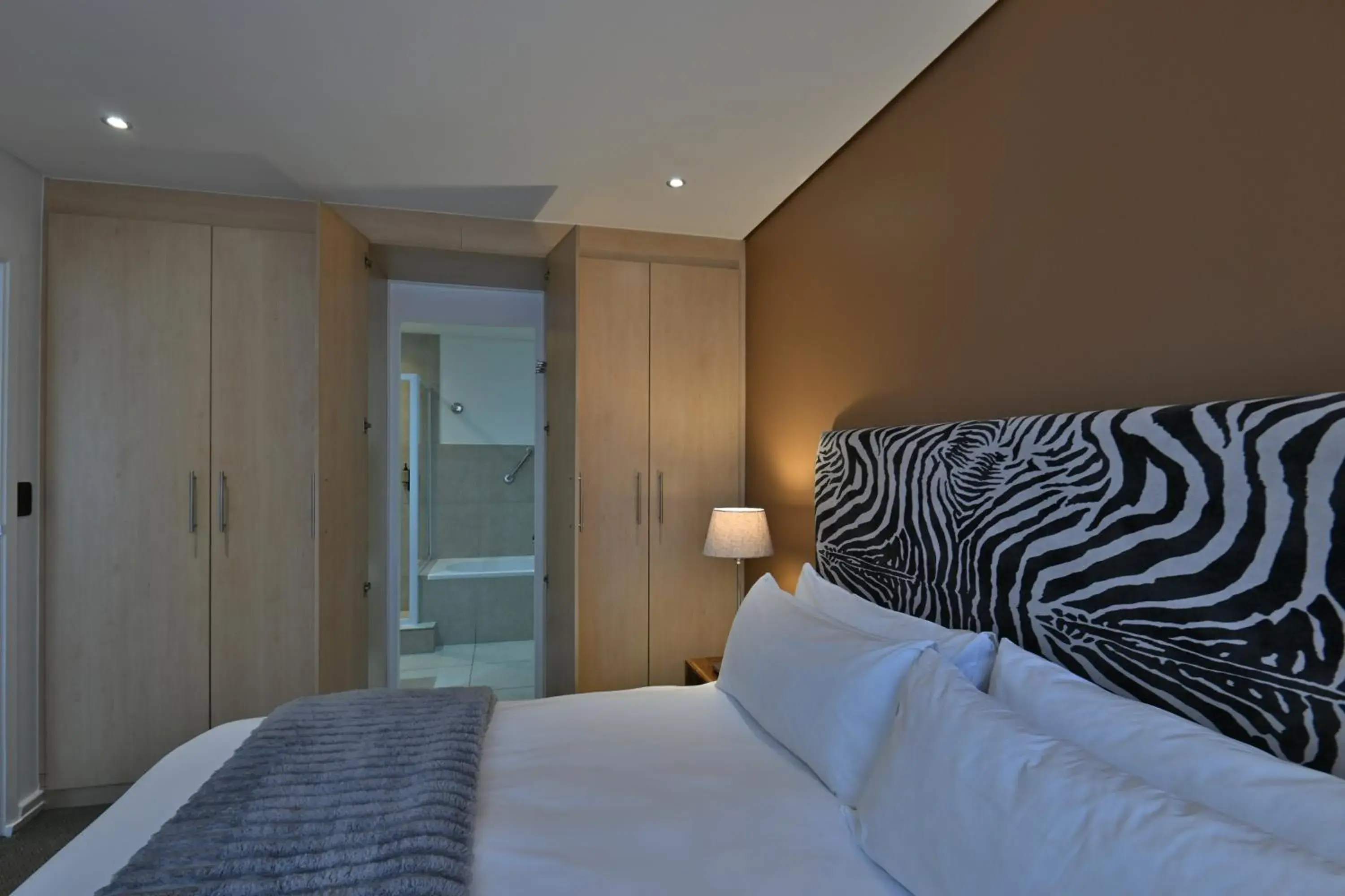 Two-Bedroom Apartment - single occupancy in Fountains Hotel Two-Bedroom Apartment - single occupancy in Fountains Hotel