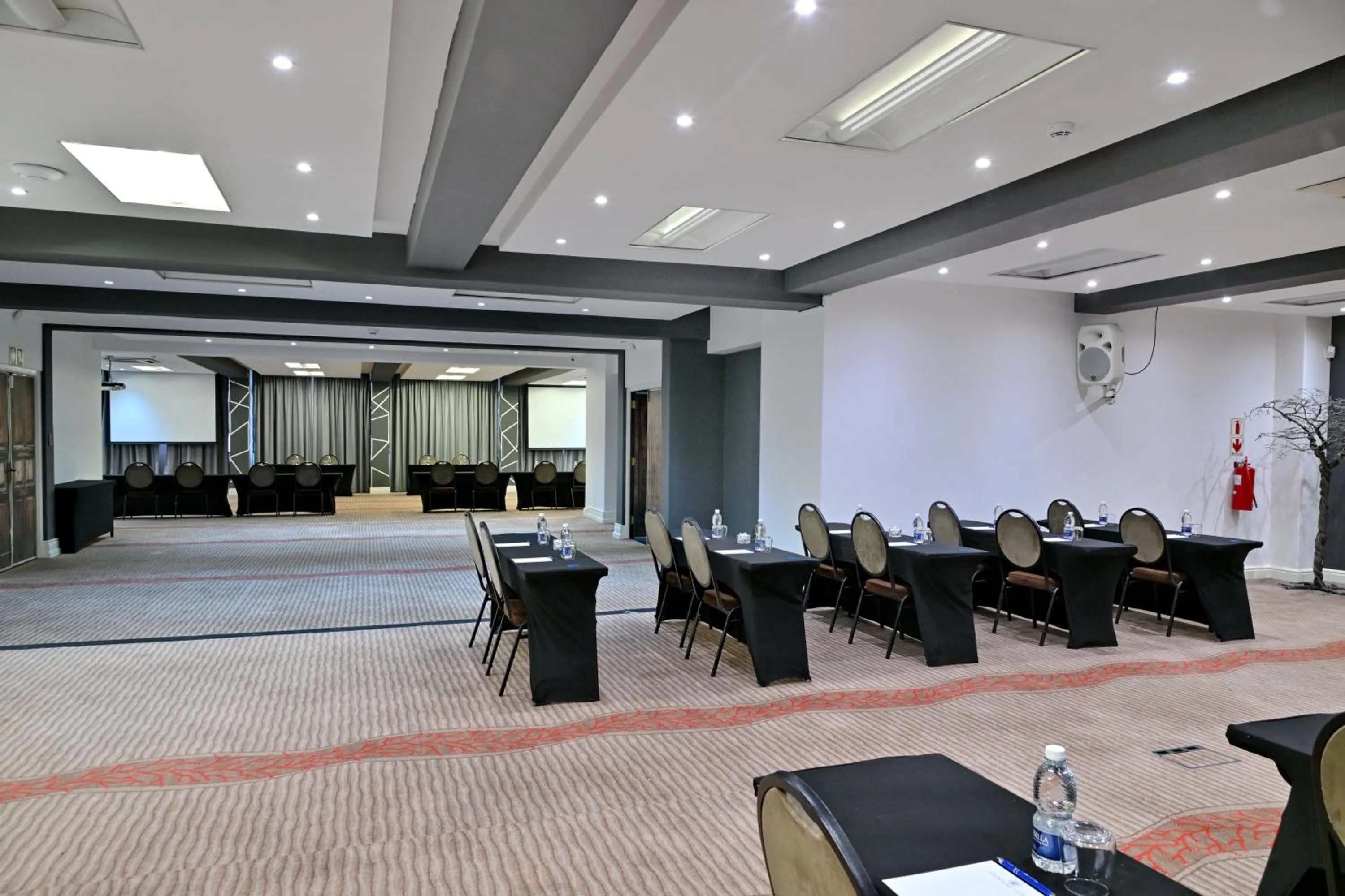 Meeting/conference room in Fountains Hotel
