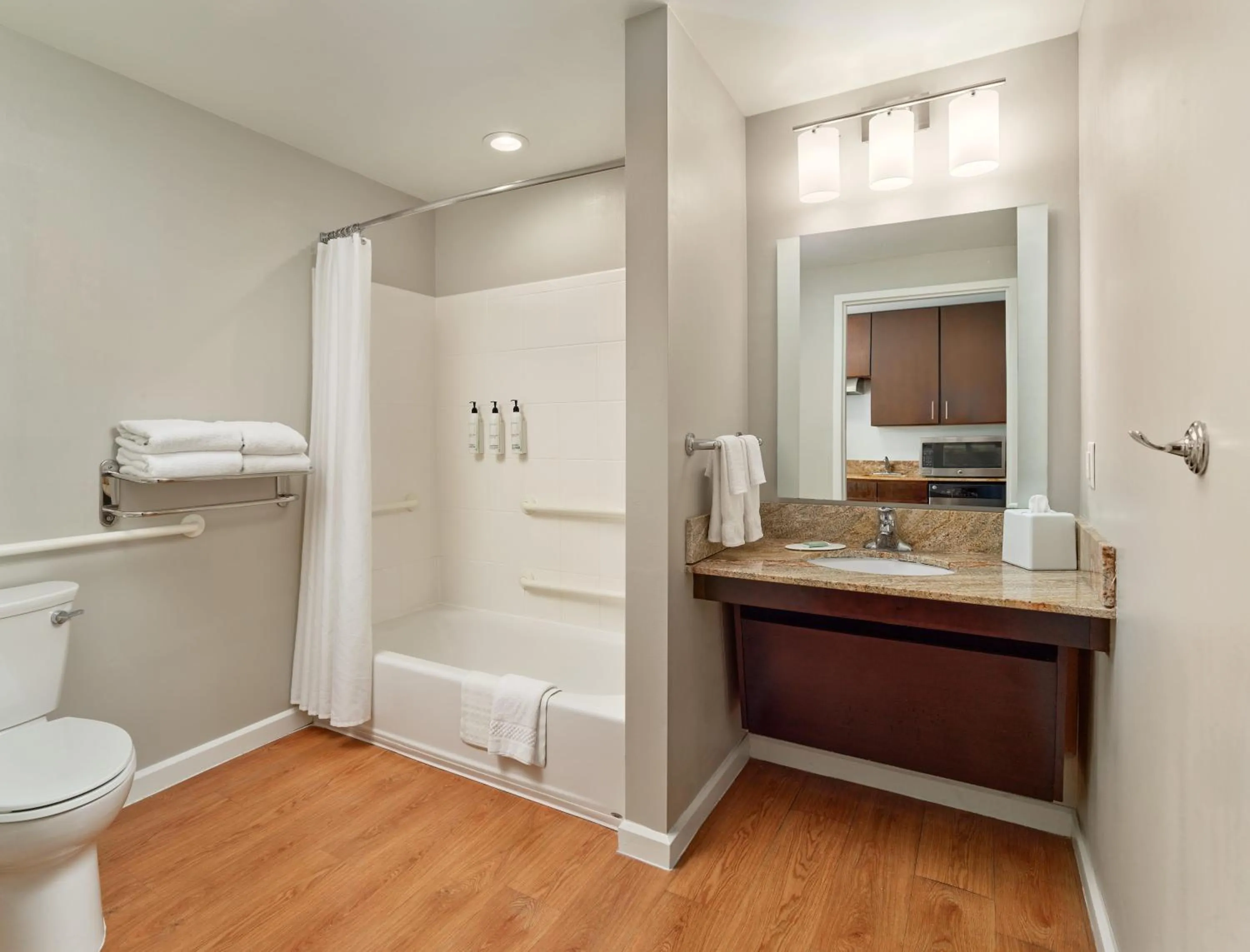 Bathroom in TownePlace Suites Orlando at FLAMINGO CROSSINGS Town Center, Western Entrance
