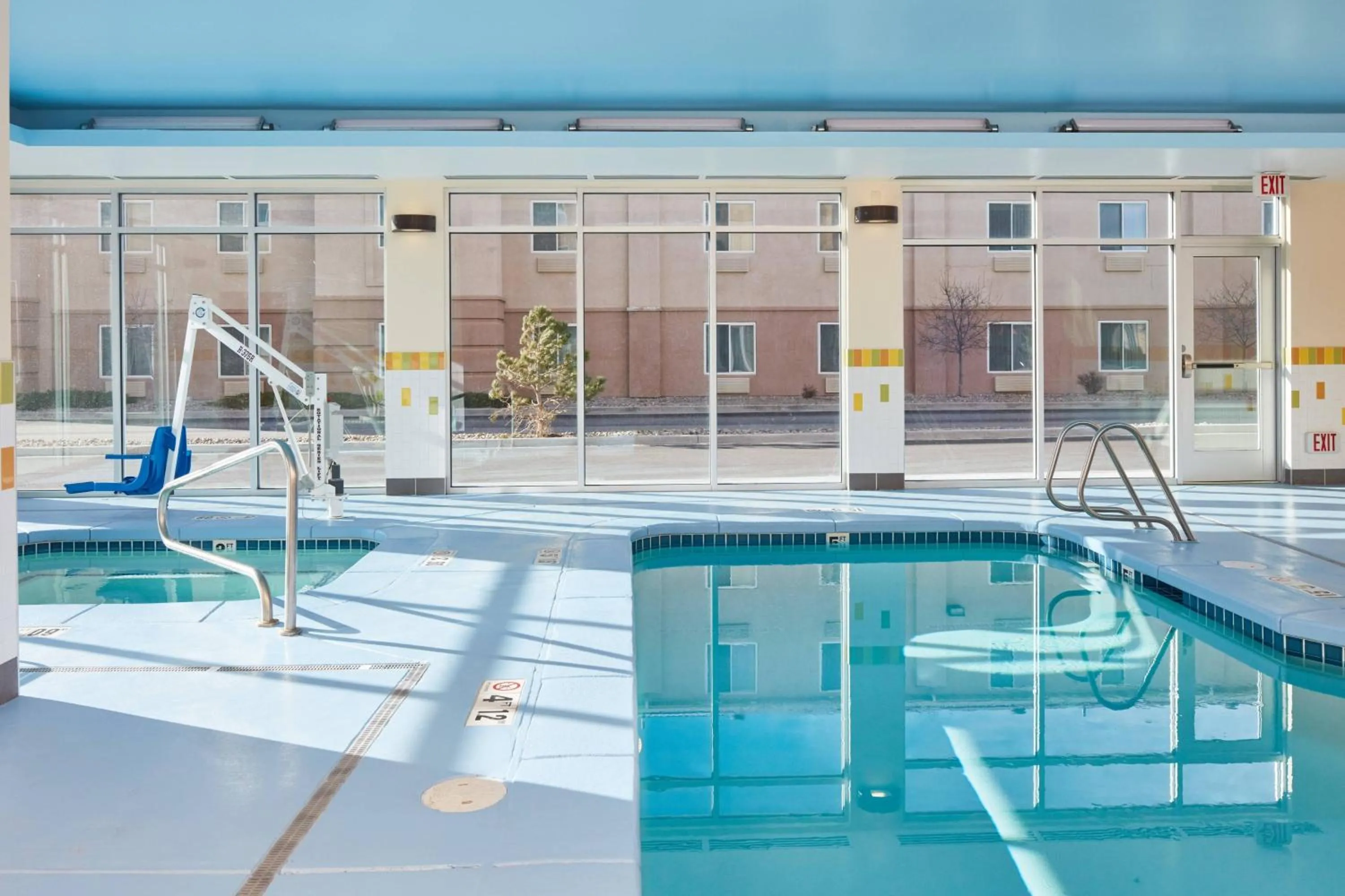 Swimming pool in Fairfield Inn & Suites by Marriott Rawlins