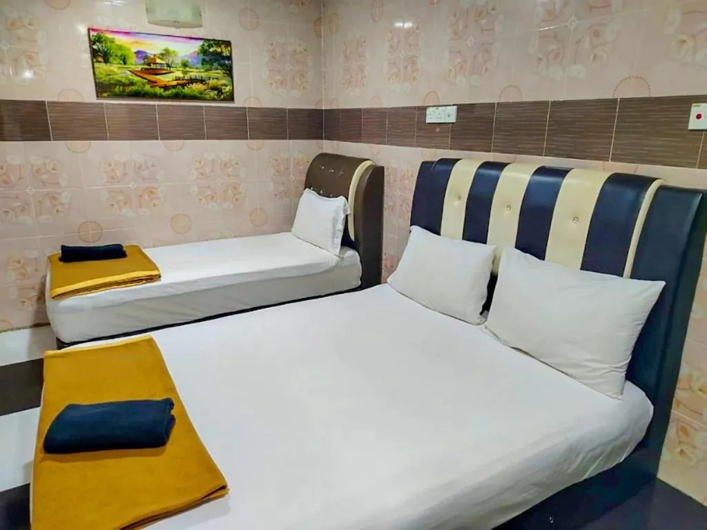 Bedroom, Bed in Silver Sky hotel