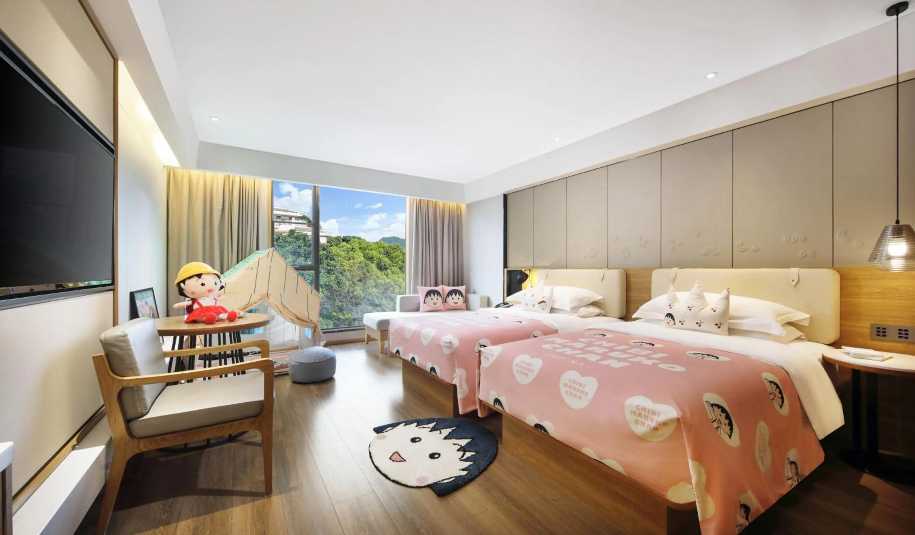 Photo of the whole room, Bed in Venus Royal Hotel Guilin Elephant Trunk Hill Two Rivers and Four Lakes Branch