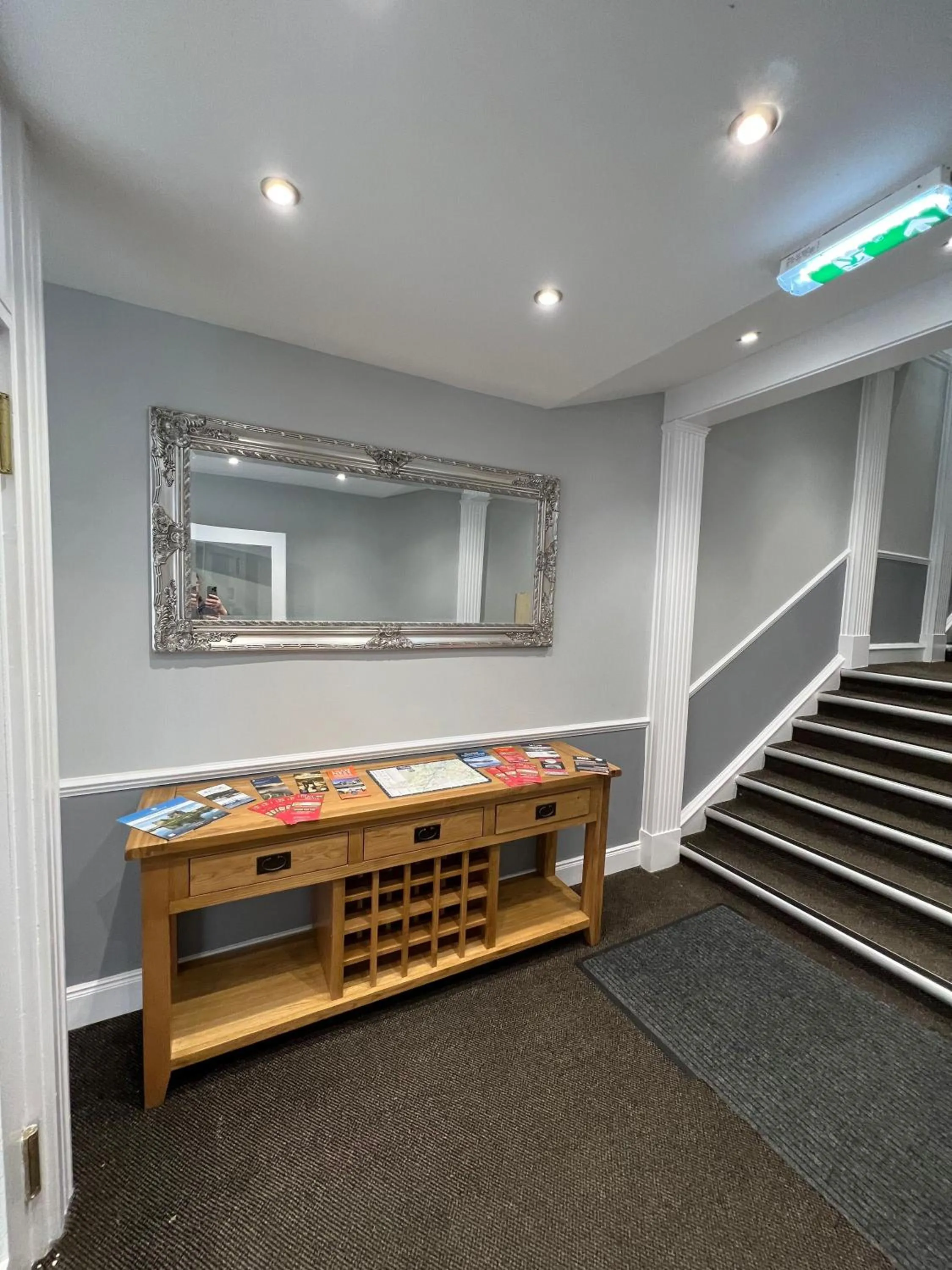 Facade/entrance in The Waverley Guest House