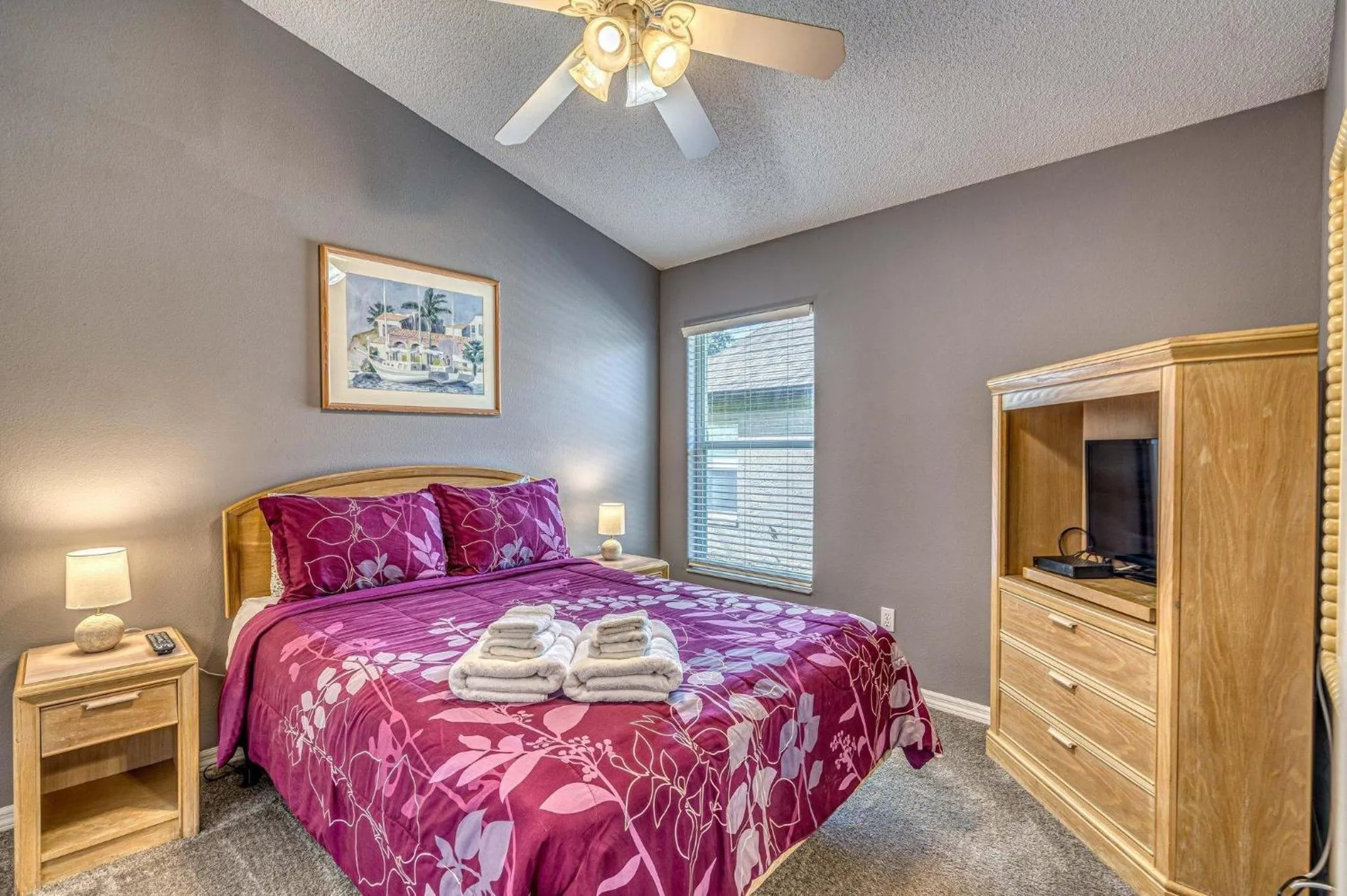 Bed in Pool Paradise