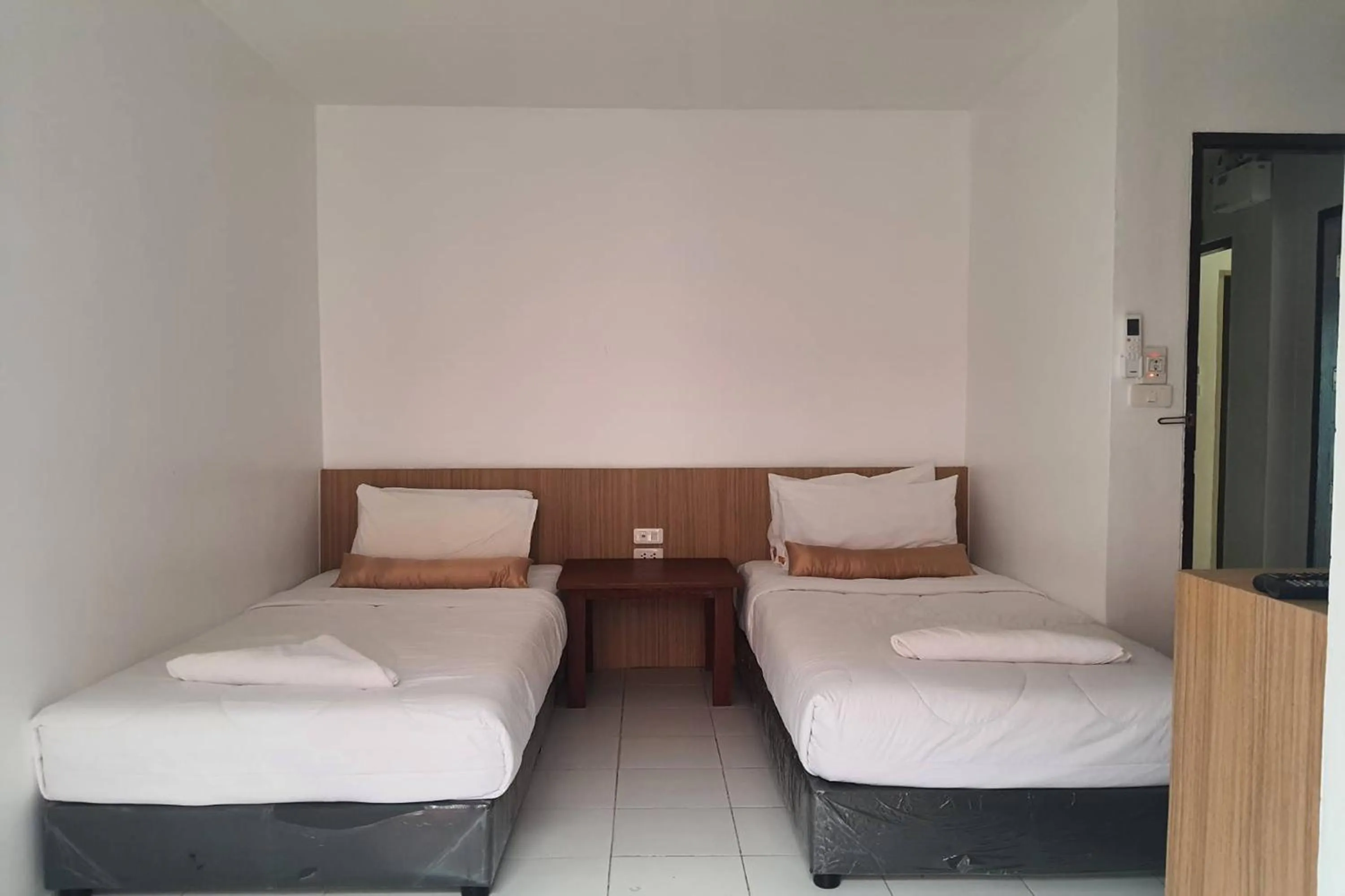 Bed in Wow Boutique Patong