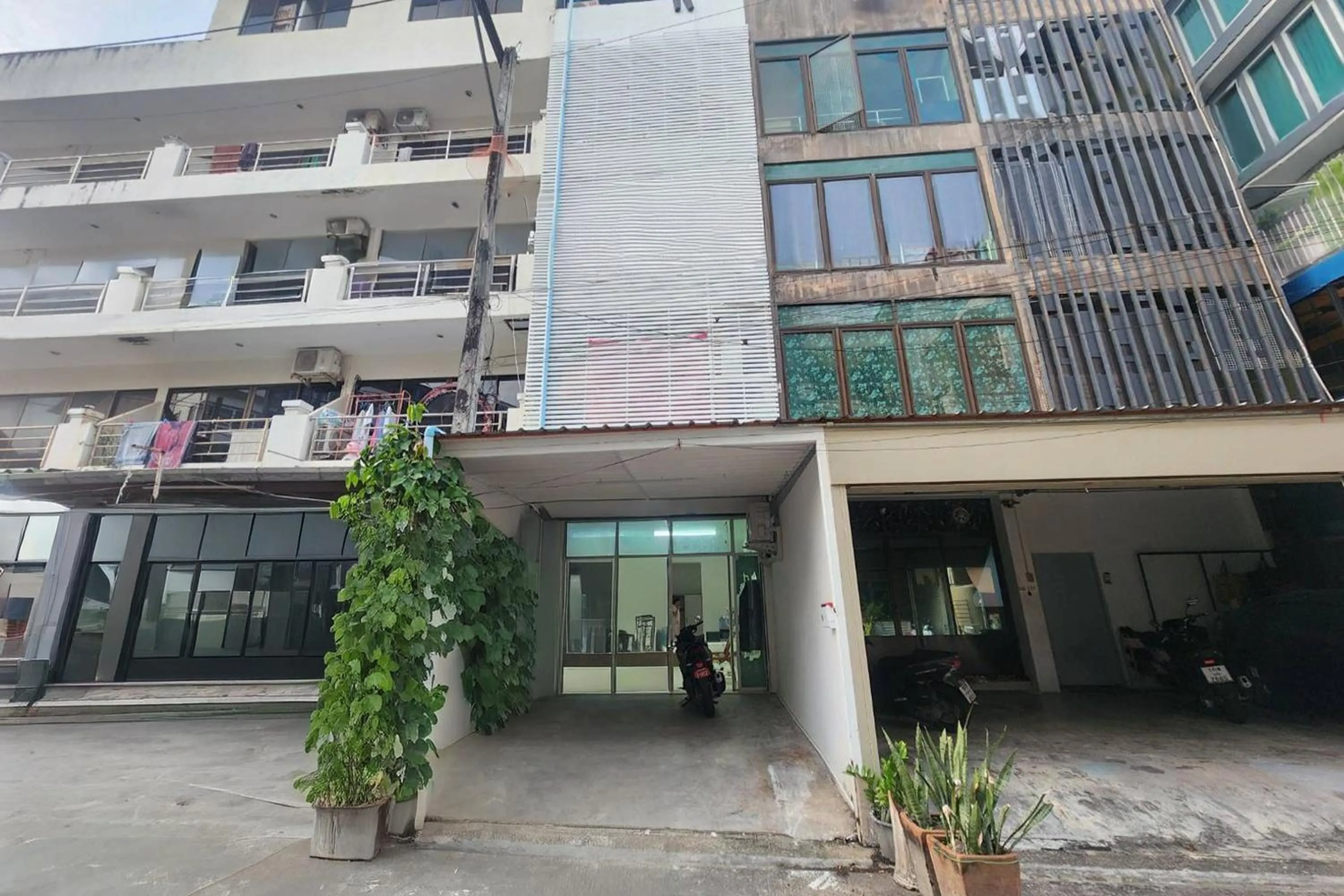 Property building in Wow Boutique Patong