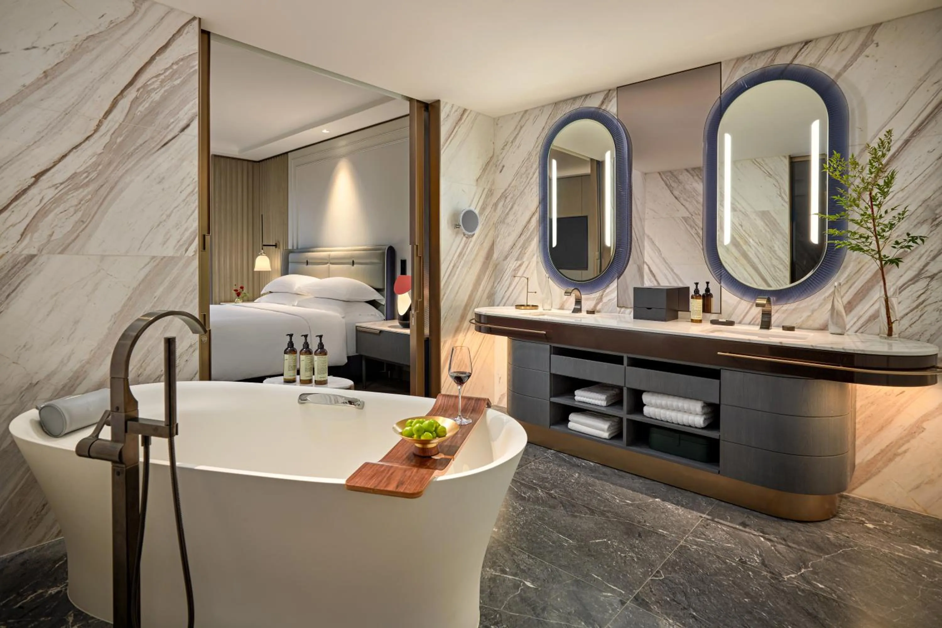 Bathroom in Fairmont Hanoi