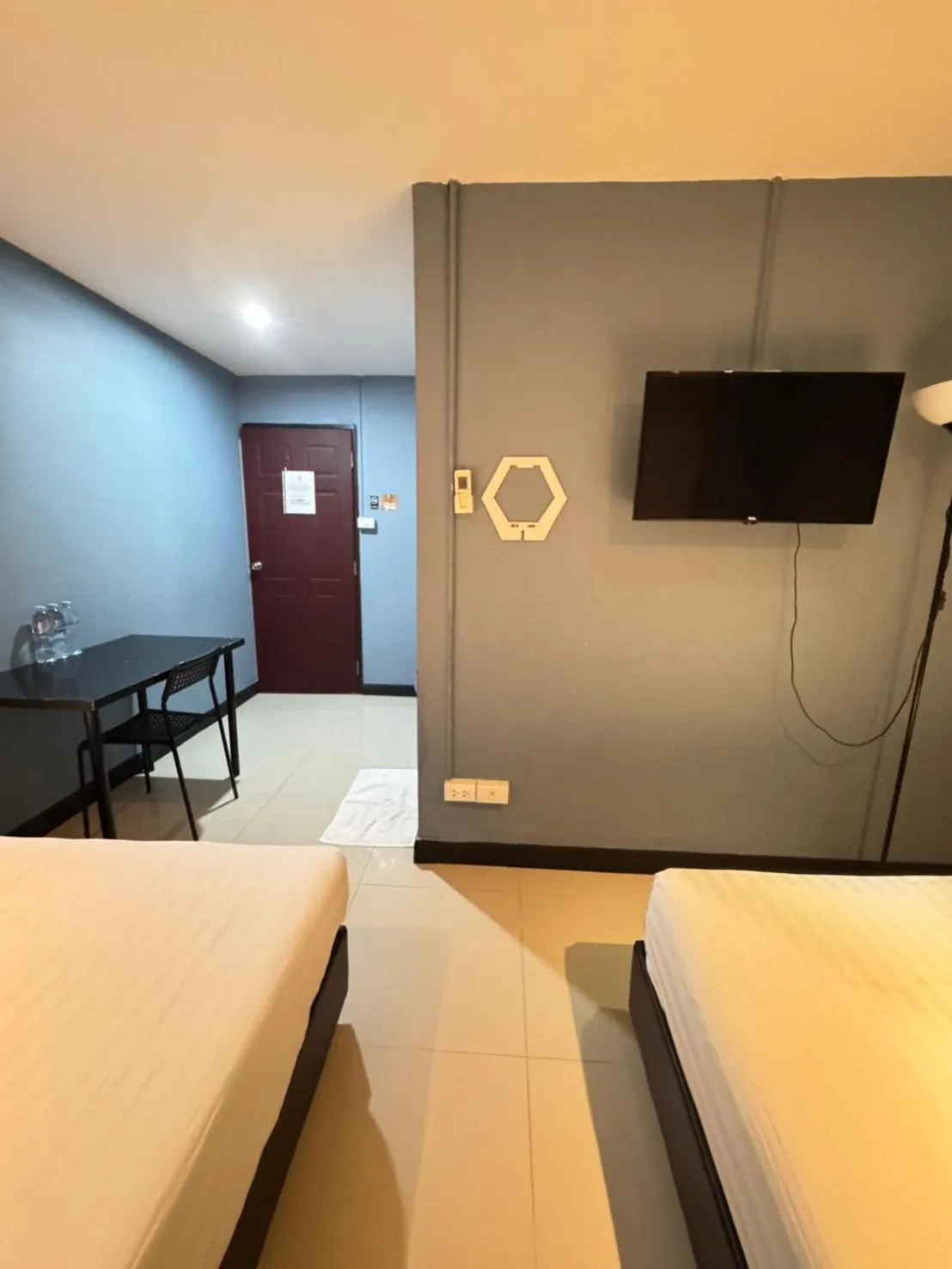 Bed in The Little Pig Sukhumvit