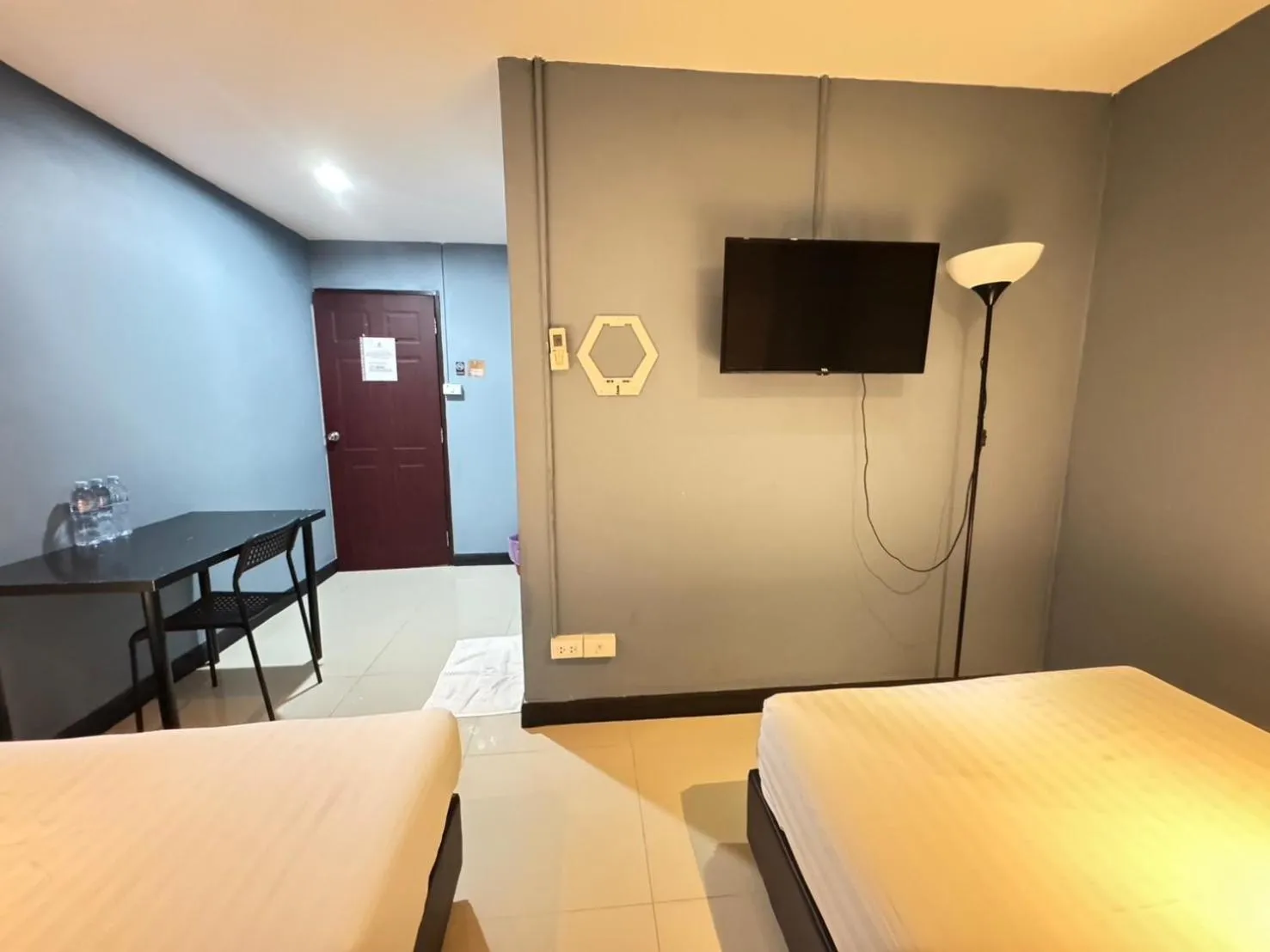 Bed in The Little Pig Sukhumvit