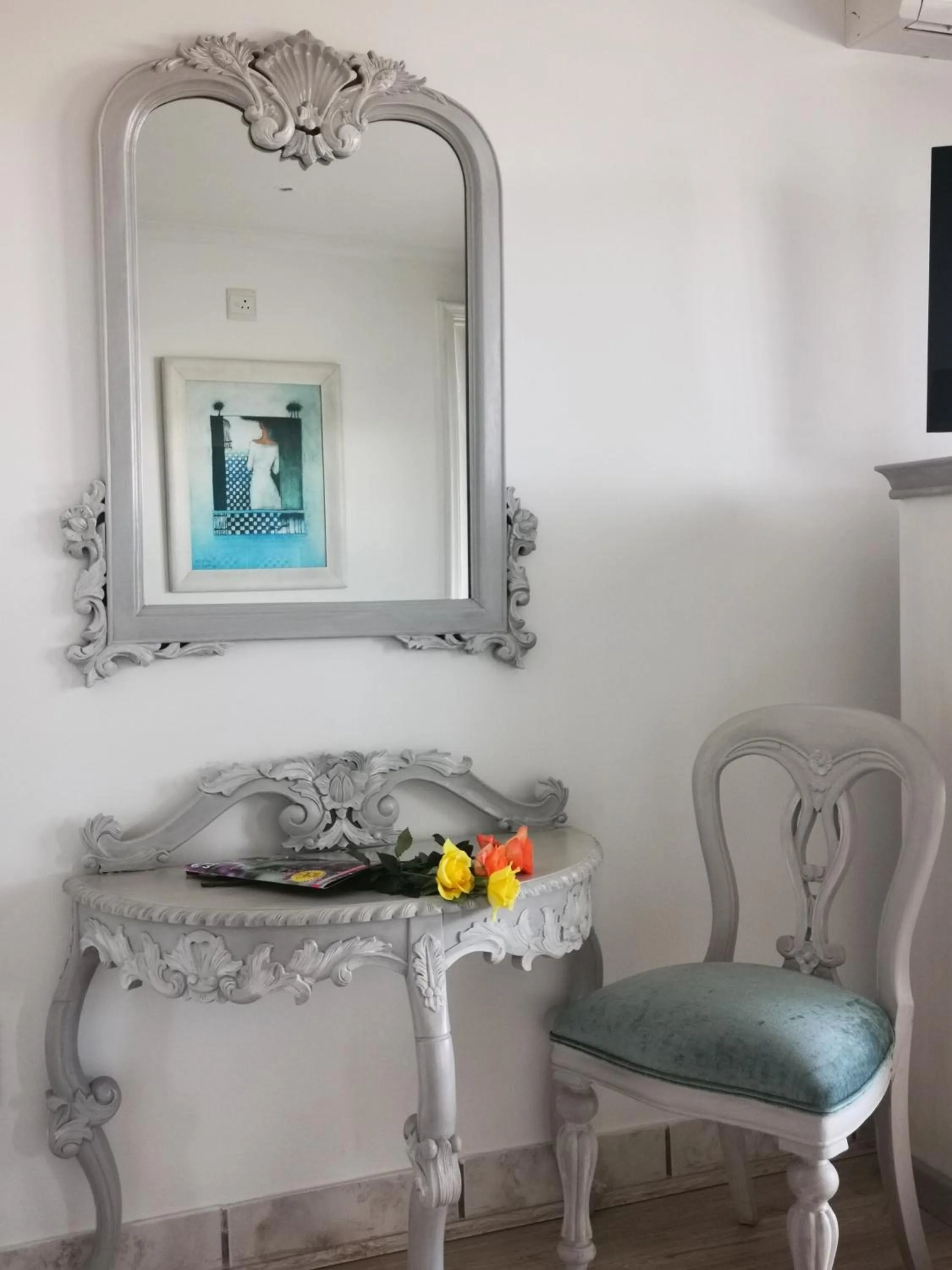 Seating area in Misty Waves Boutique Hotel