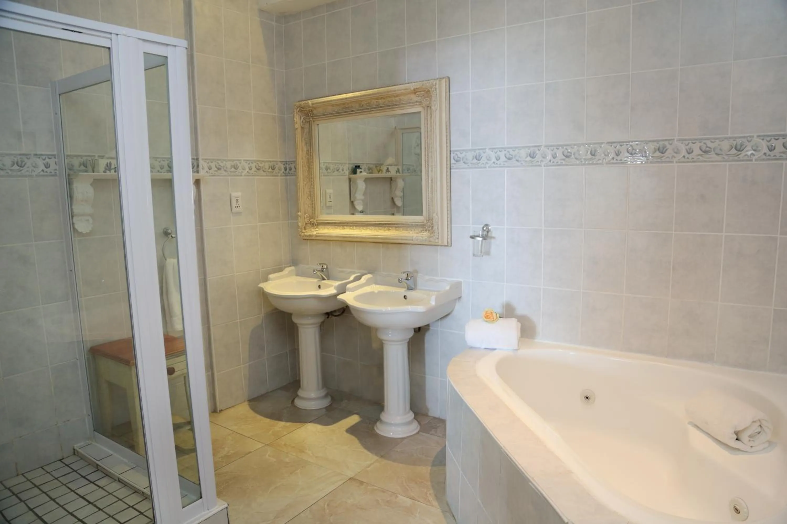 Bathroom in Misty Waves Boutique Hotel