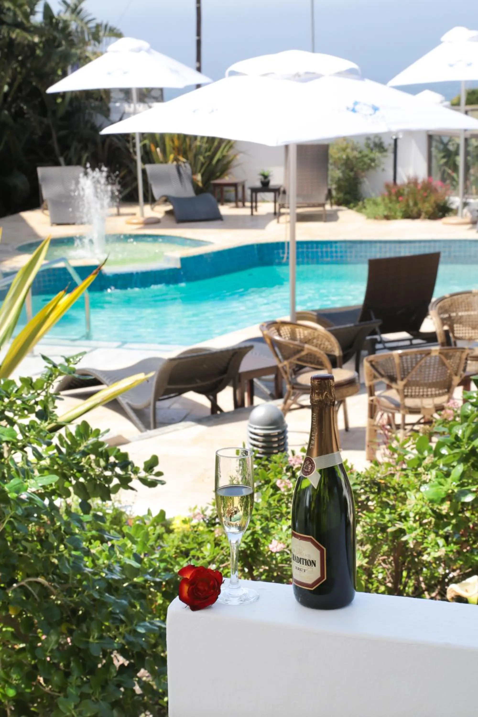 Swimming pool in Misty Waves Boutique Hotel