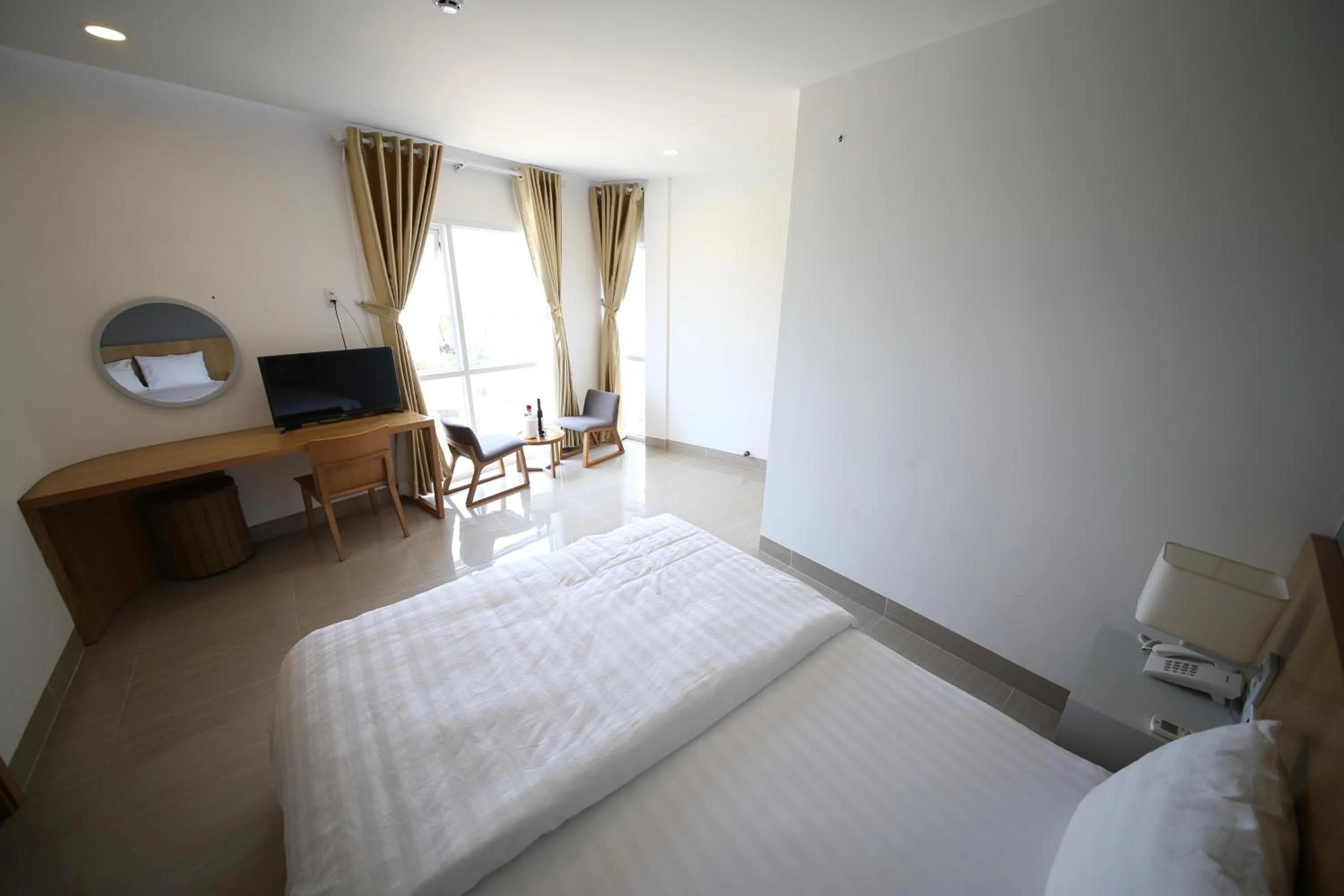 Bed in Sailing Hotel Phú Quốc