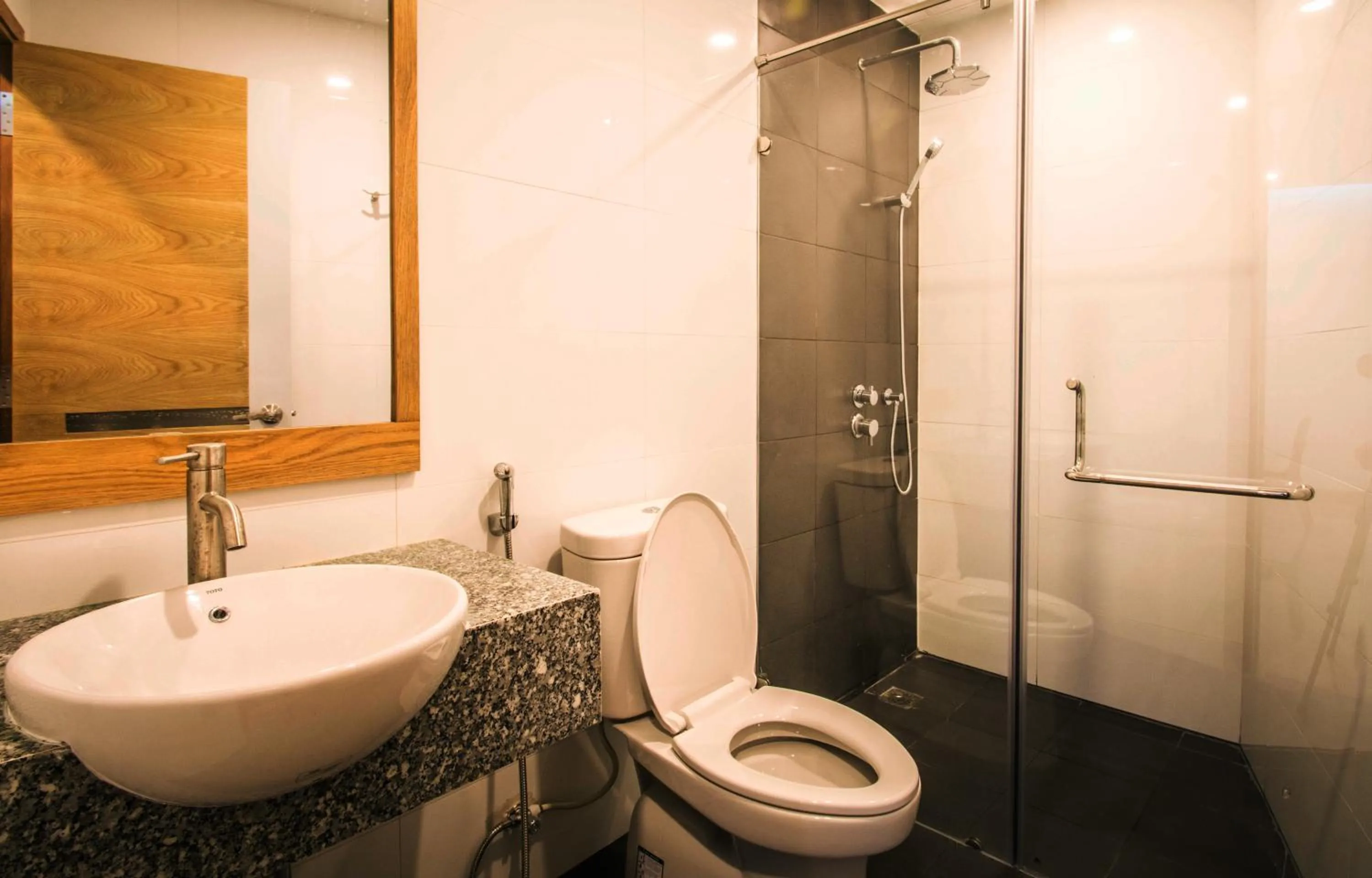 Bathroom in Sailing Hotel Phú Quốc