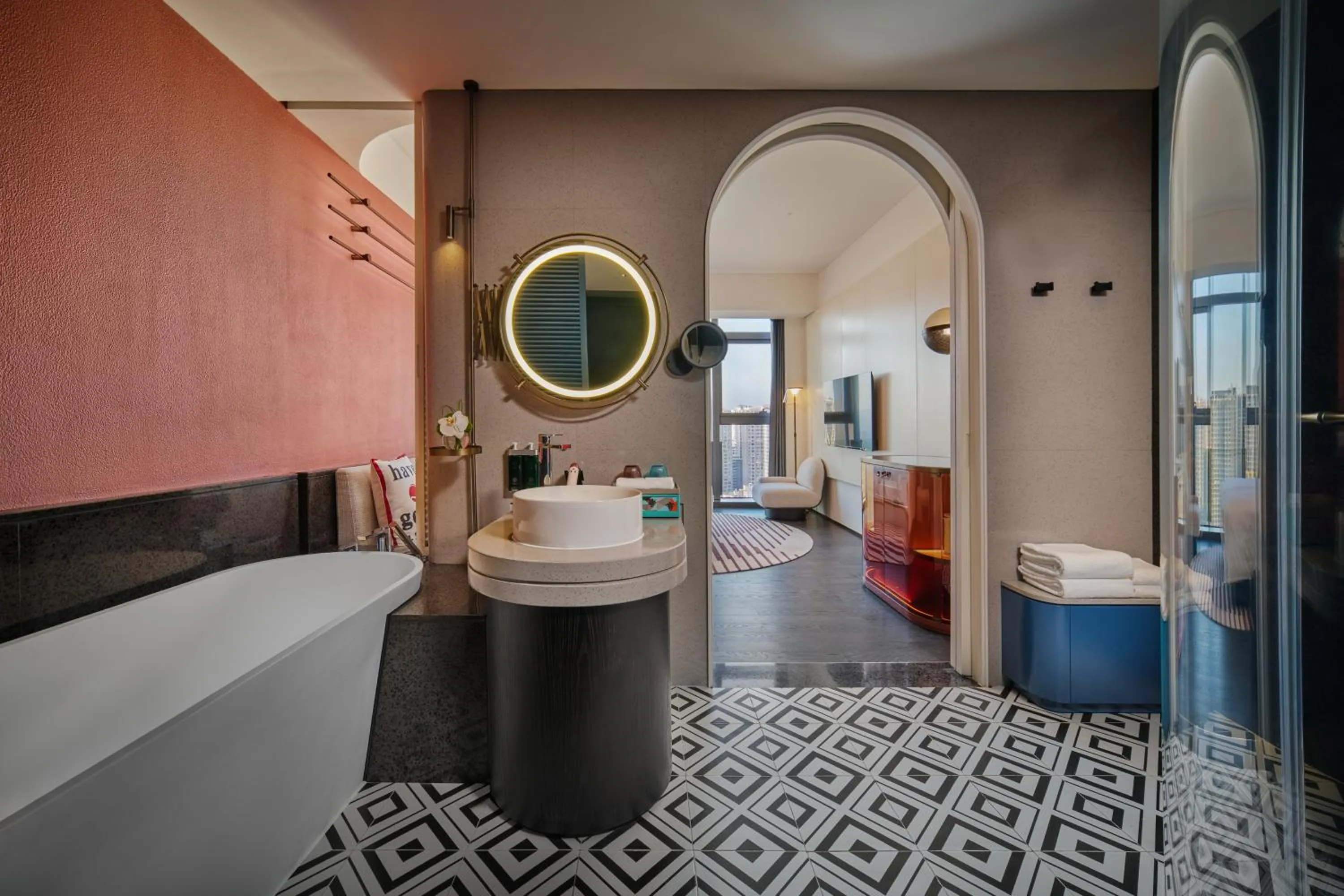 Photo of the whole room in Hotel Indigo Zhuhai Xiangzhou by IHG