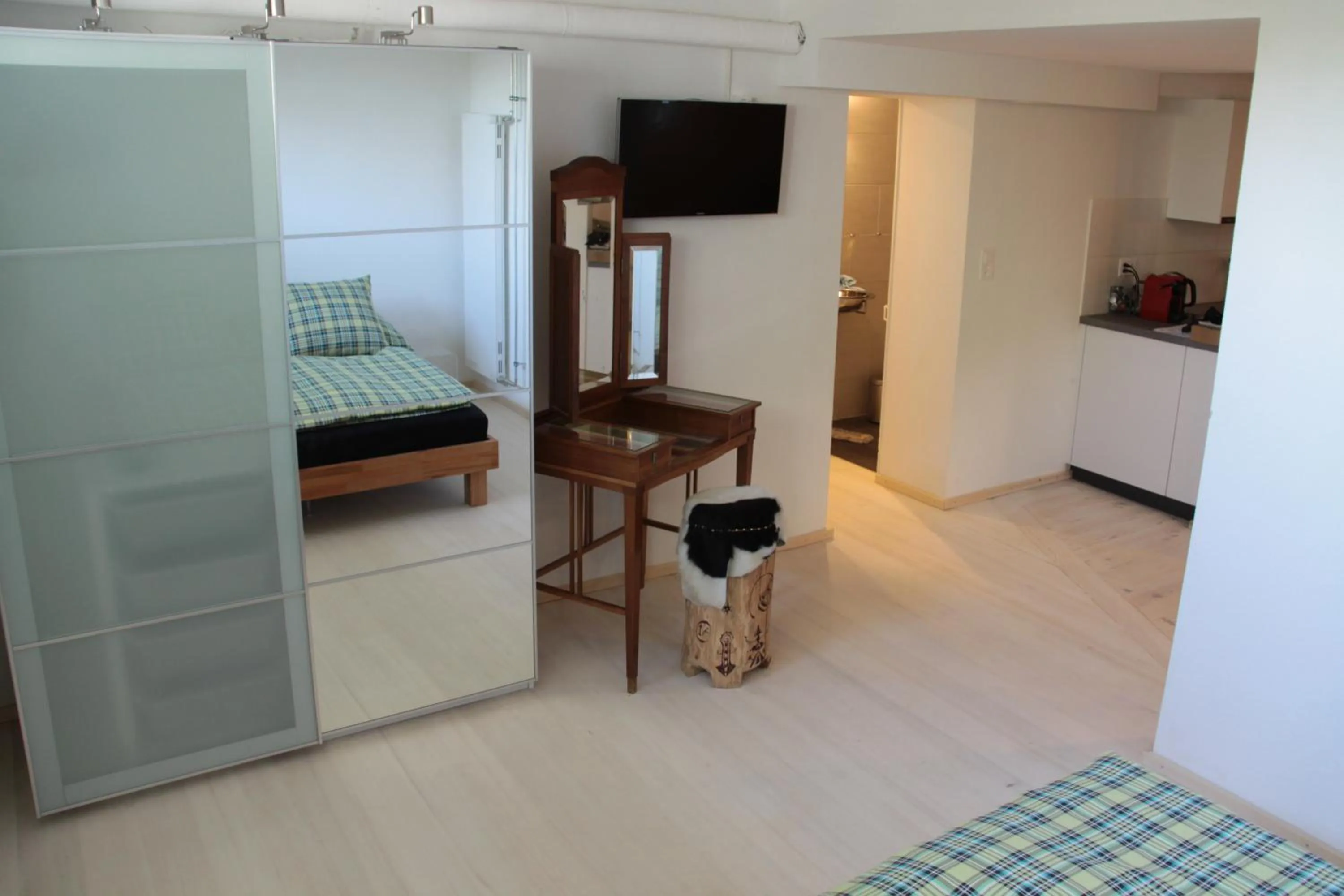 Bathroom, Bed in Swiss Borzoi House