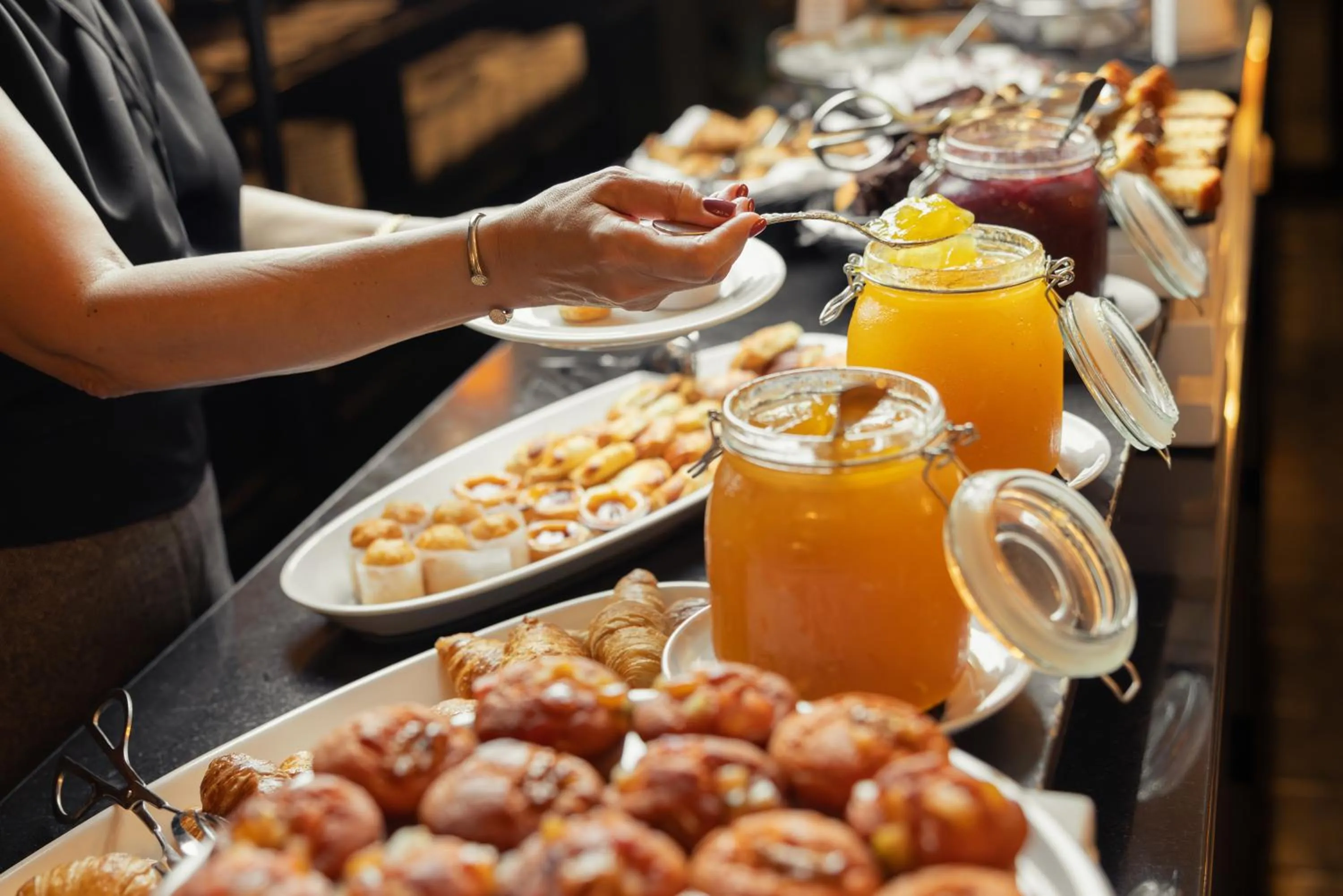 Buffet breakfast in Castanheiro Boutique Hotel