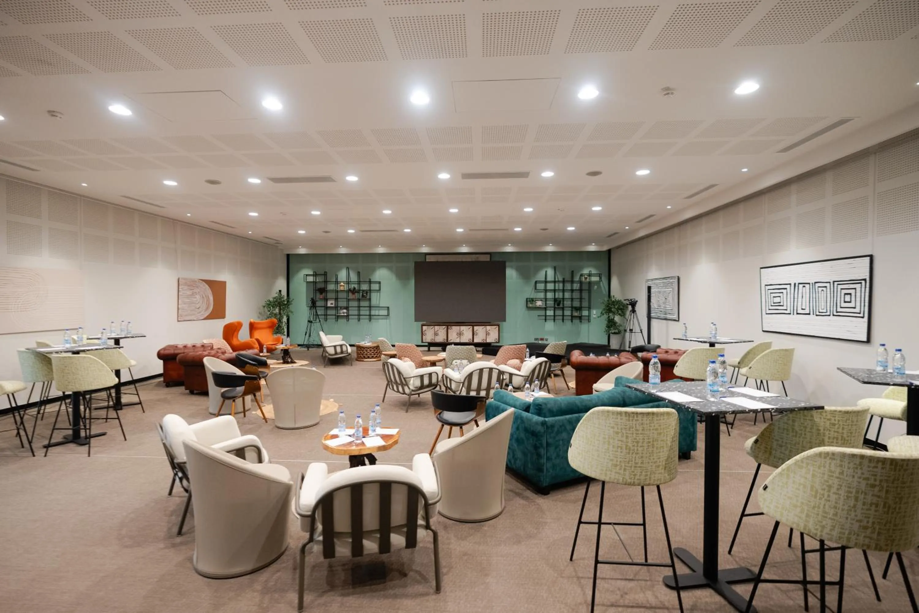 Meeting/conference room in ONOMO Hotel Abidjan