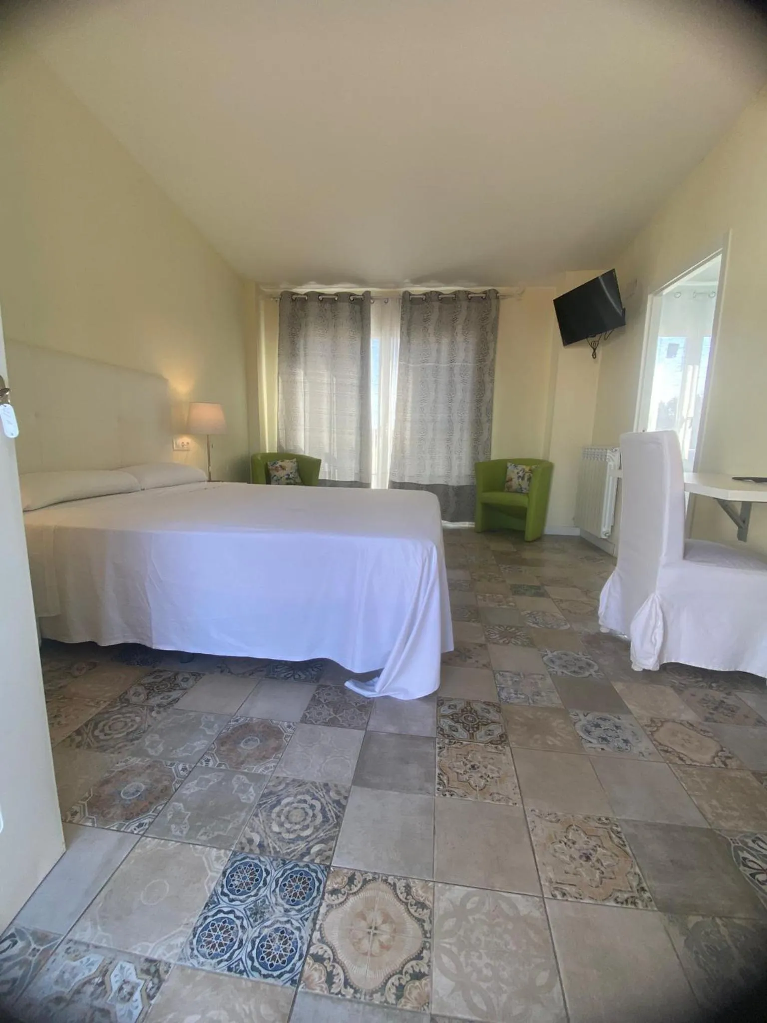 Bed in Hotel Valle del Oja