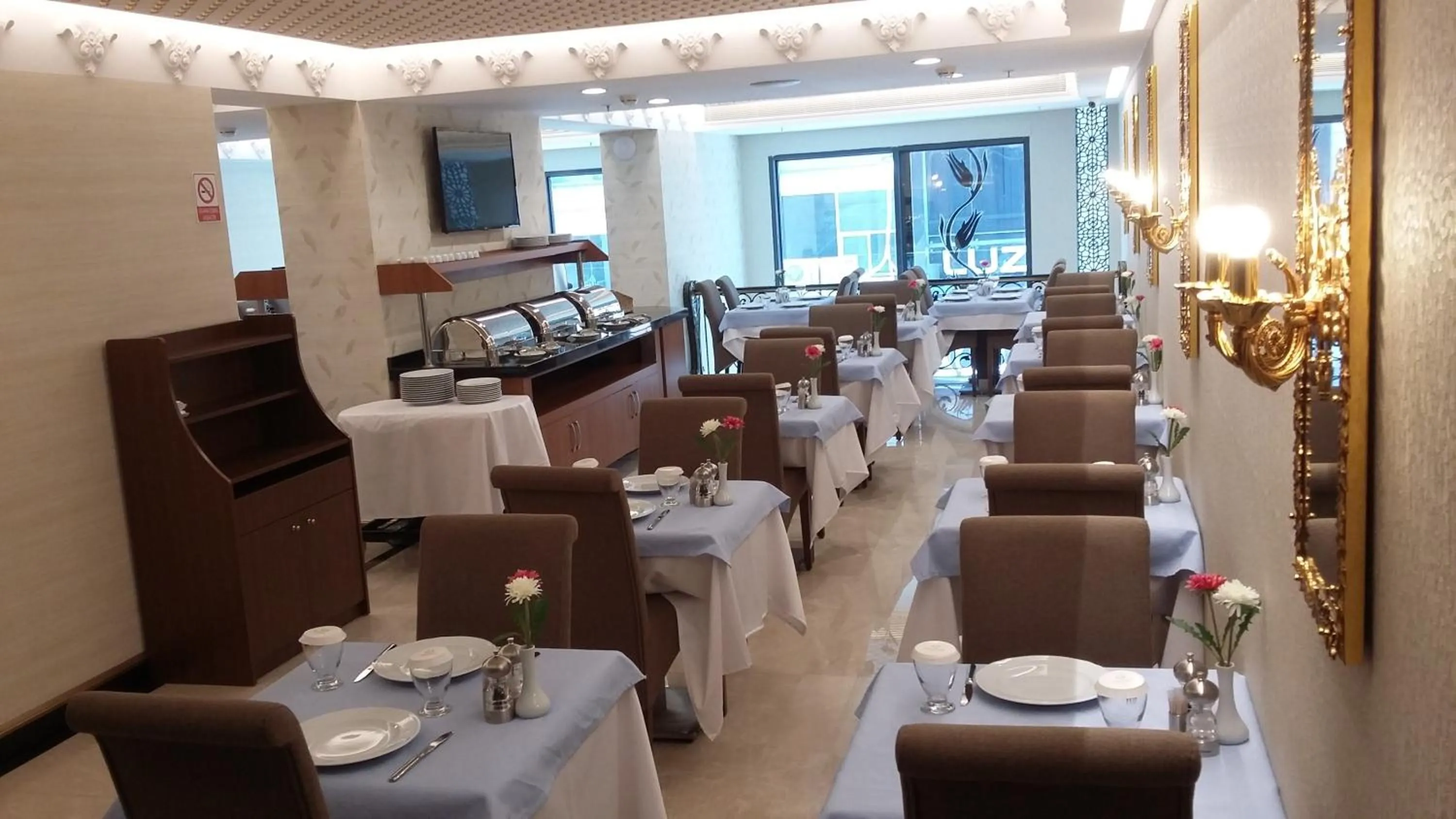 Buffet breakfast, Restaurant/Places to Eat in MB Deluxe Hotel