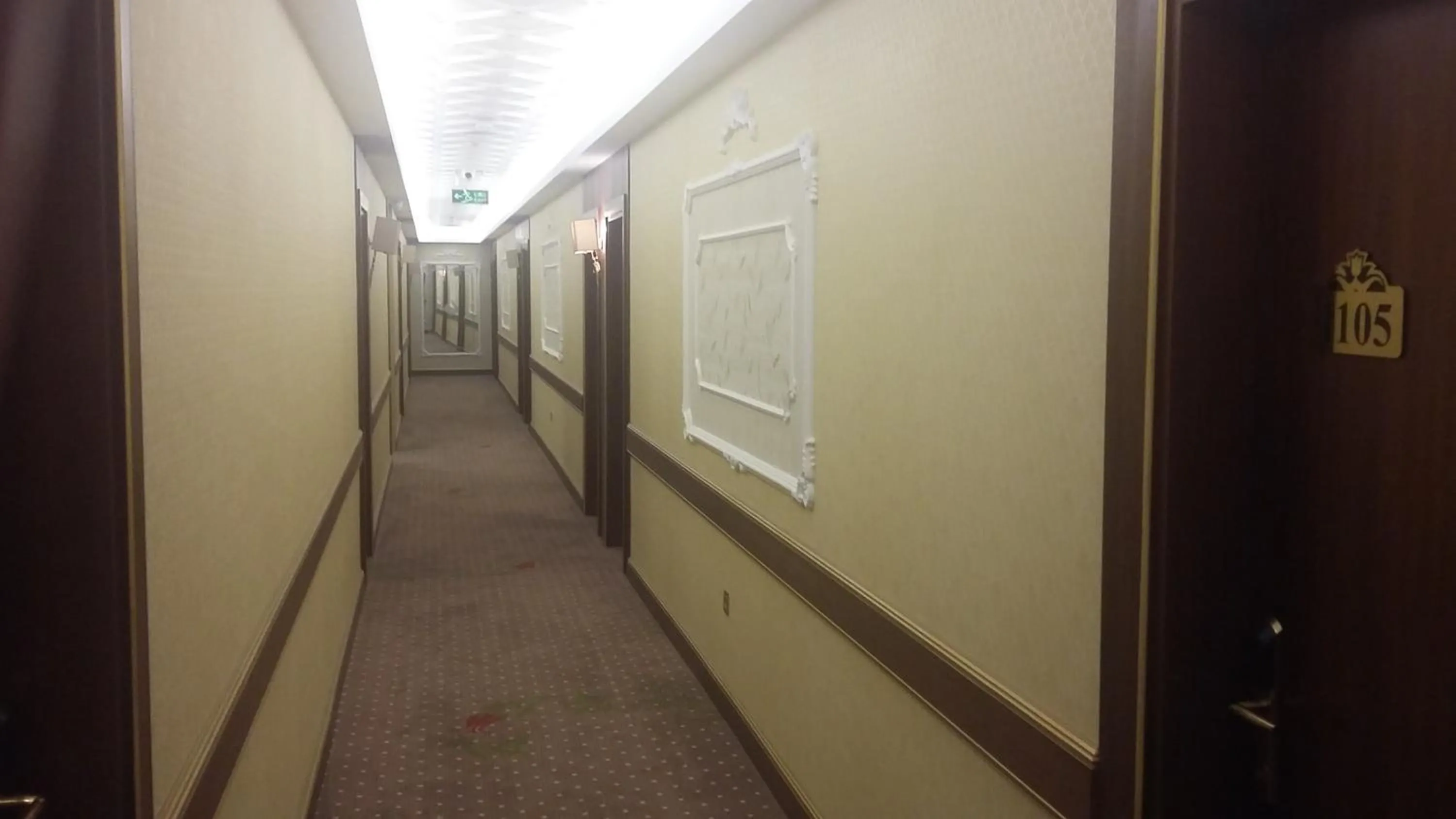 Area and facilities in MB Deluxe Hotel