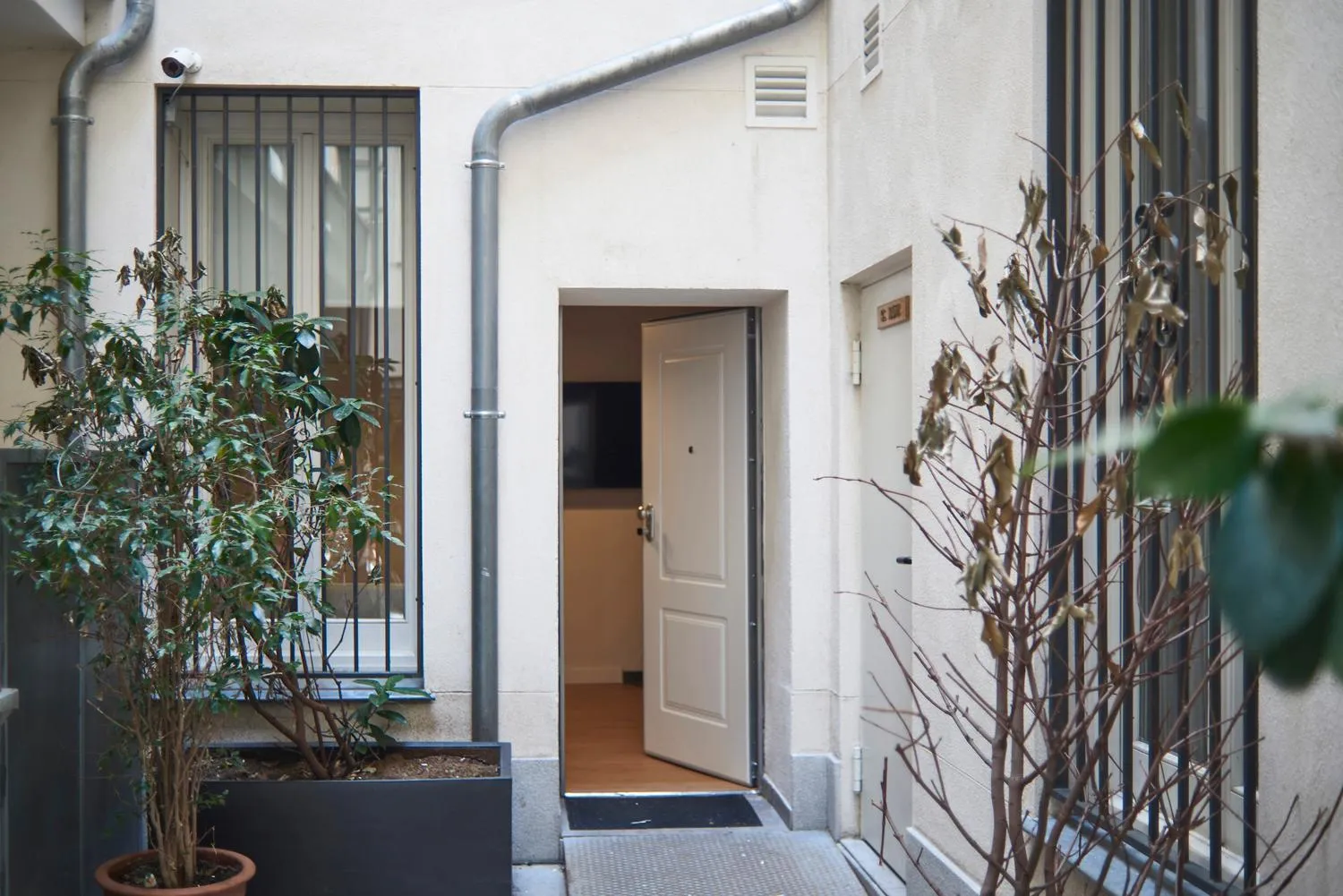 Facade/entrance in Slow Suites Luchana