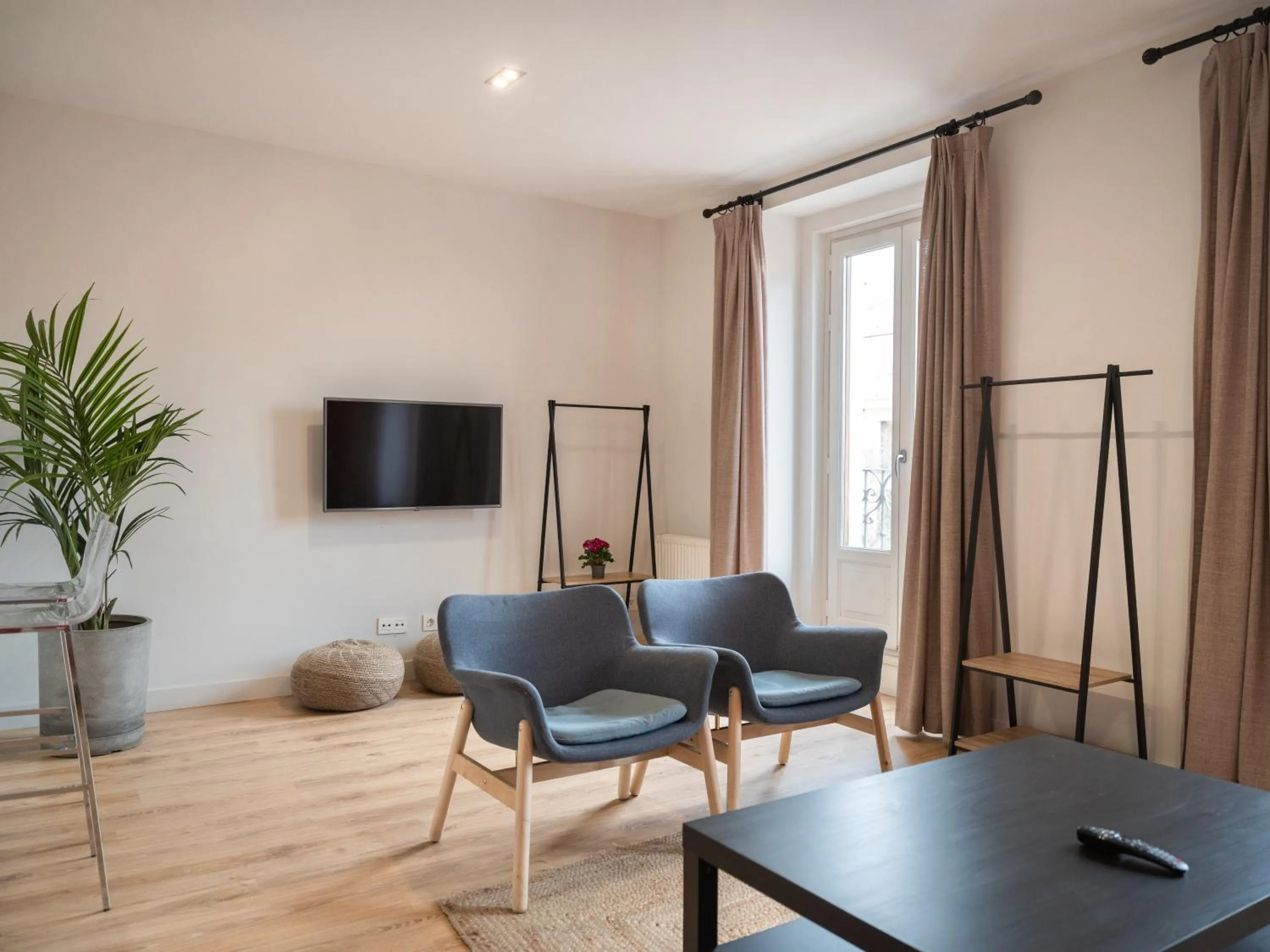 Living room in Slow Suites Luchana