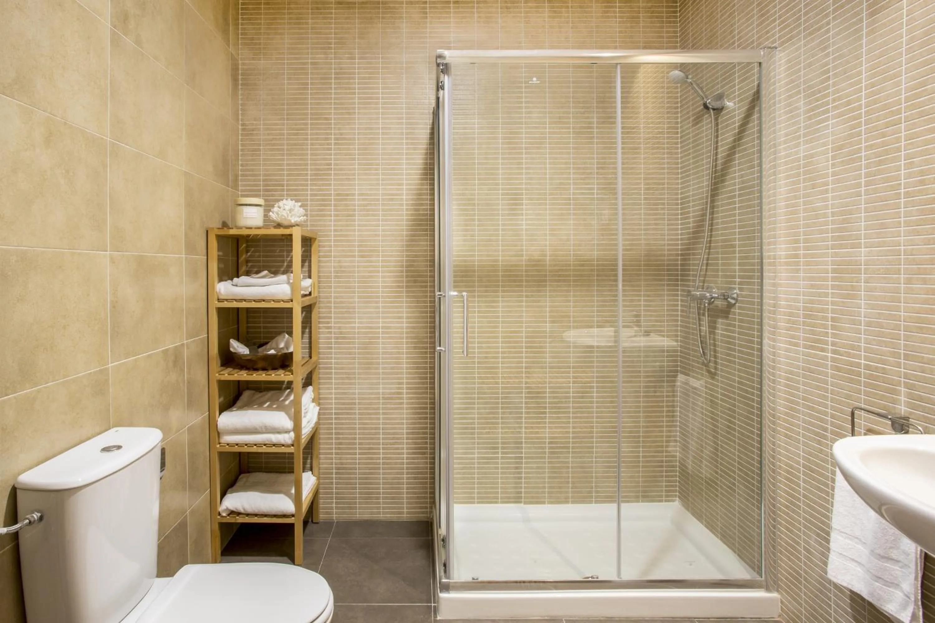 Bathroom in Slow Suites Luchana