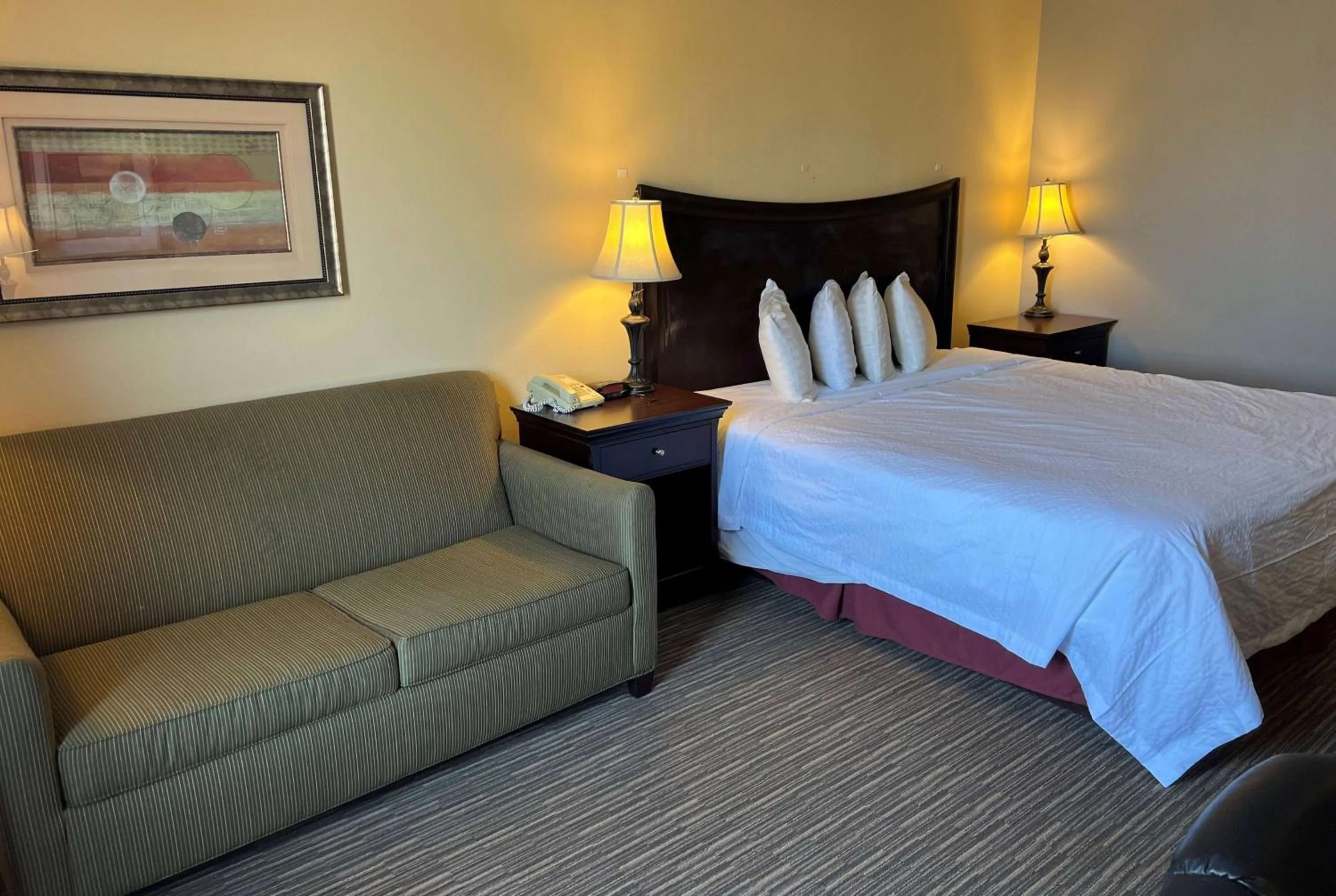 Days Inn by Wyndham Pittsburg KS