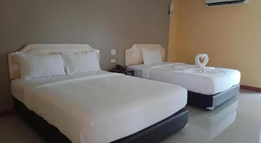 Bed in Chada View Resort