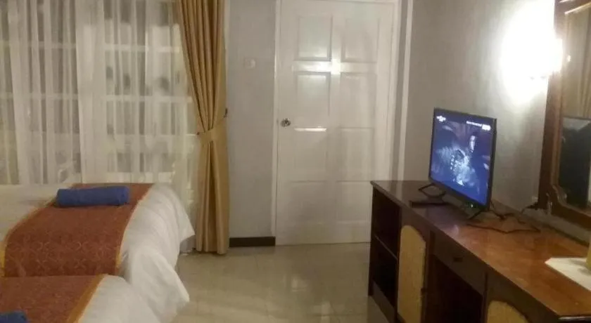 Bed in Parapat View Hotel