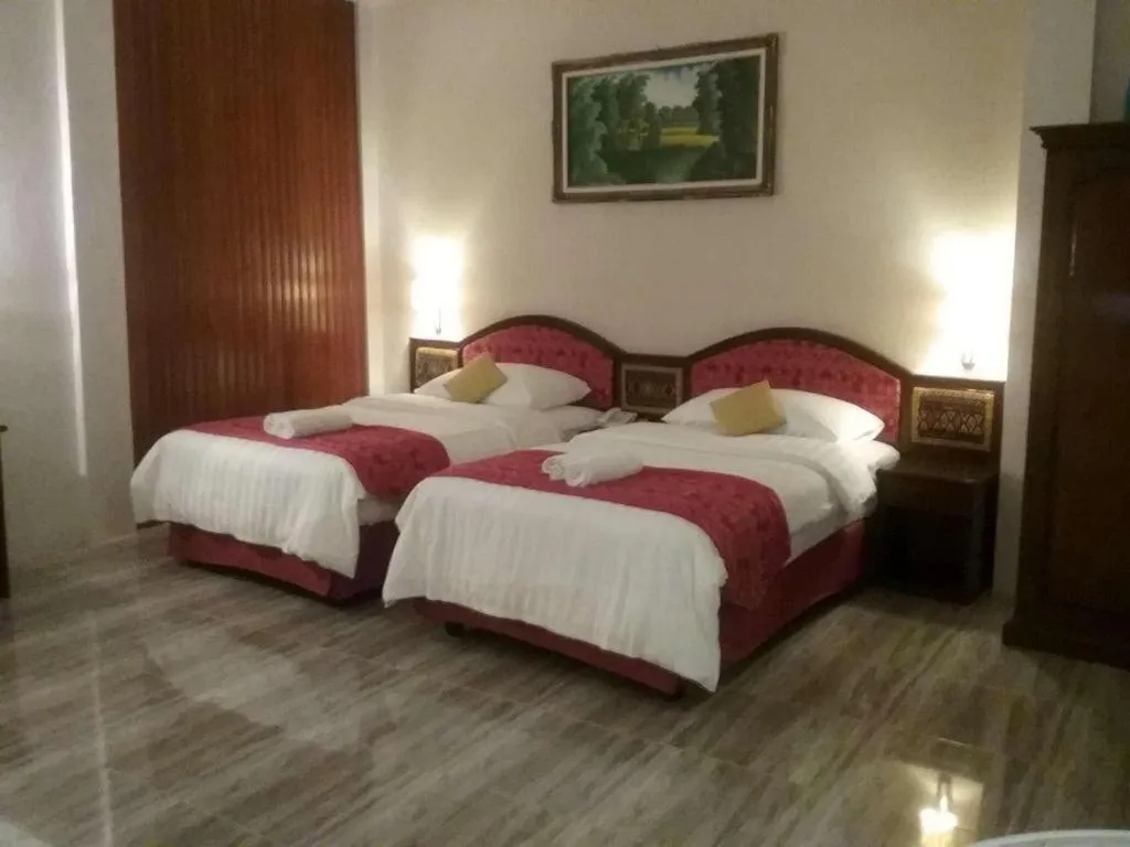 Bed in Parapat View Hotel