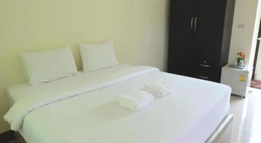 Bed in Akesasithorn Resort