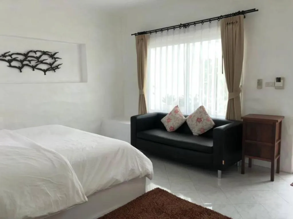 Bed in Samunthitar Resort