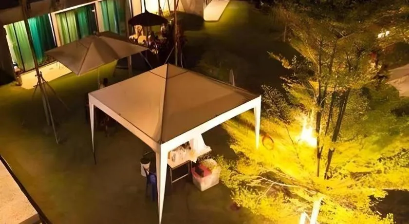 Hor Nok Hook Ta To Resort