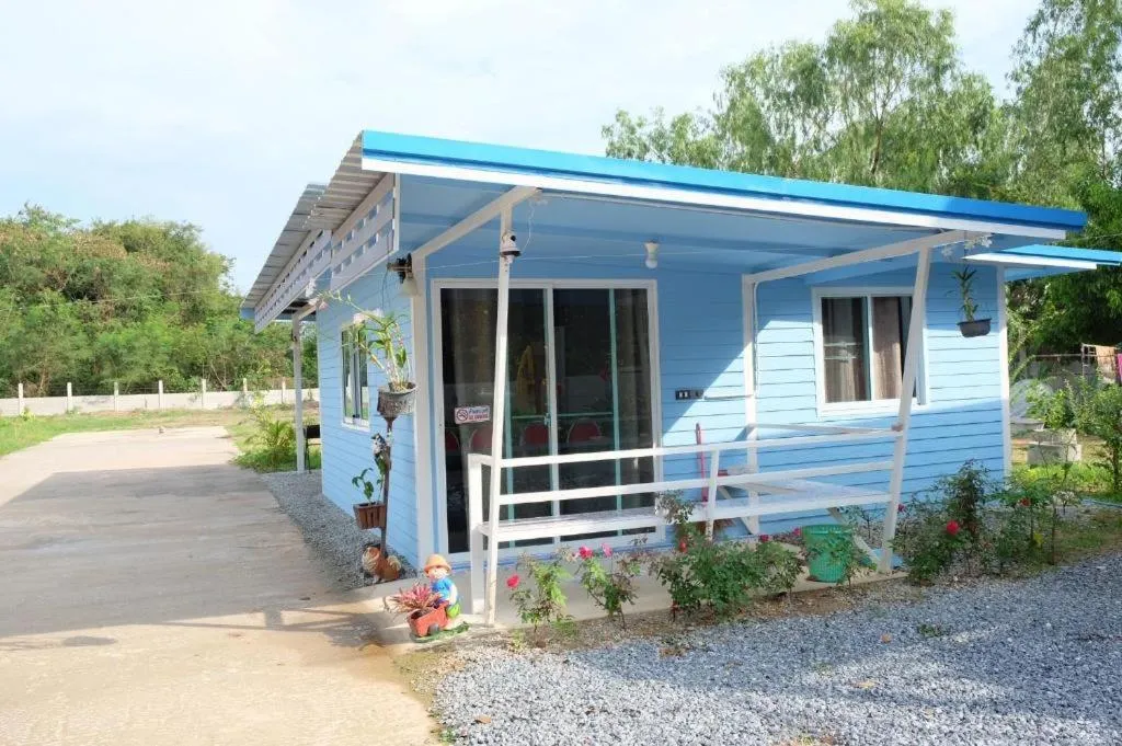 Baan Cha-lier Sook Bangsaray