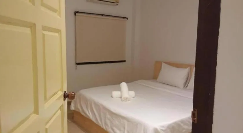 Bed in The Resort Kamphaengphet