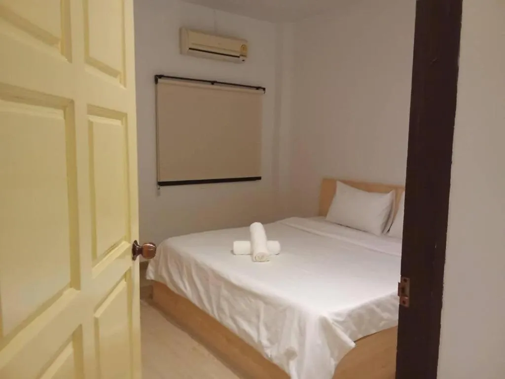 Bed in The Resort Kamphaengphet