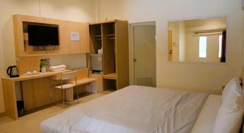 Bed in The Resort Kamphaengphet