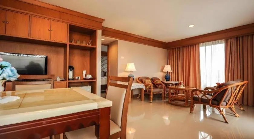 Bed in Haad Kaew Resort Songkhla