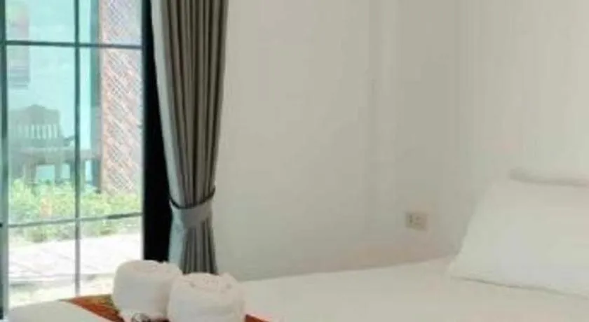 Bed in Haad Kaew Resort Songkhla