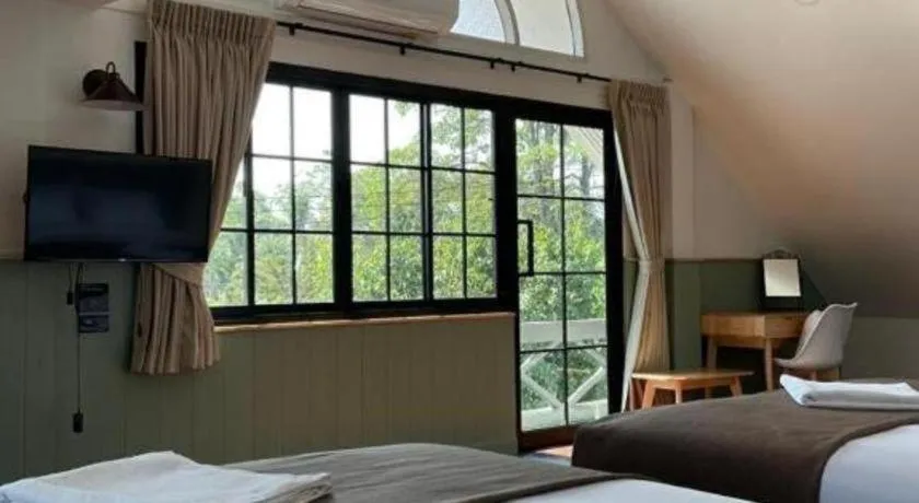 Bed in Home and Hill Resort