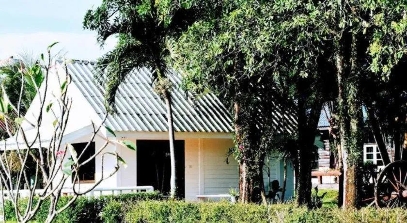 Home and Hill Resort