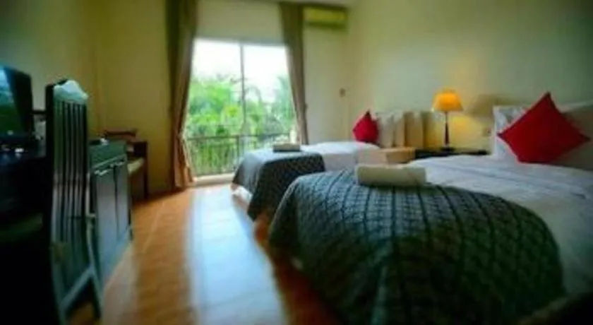 Bed in Home and Hill Resort