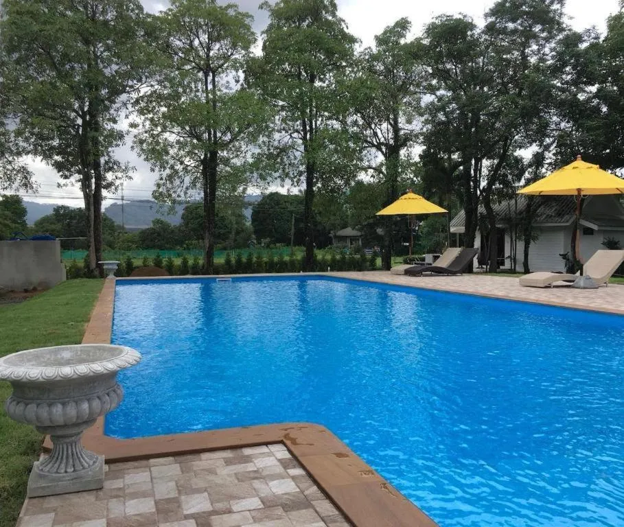 Home and Hill Resort