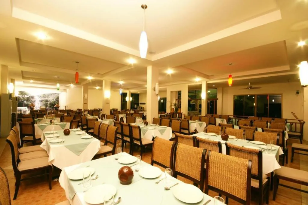 Home and Hill Resort