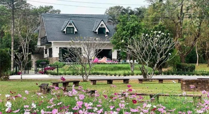 Home and Hill Resort