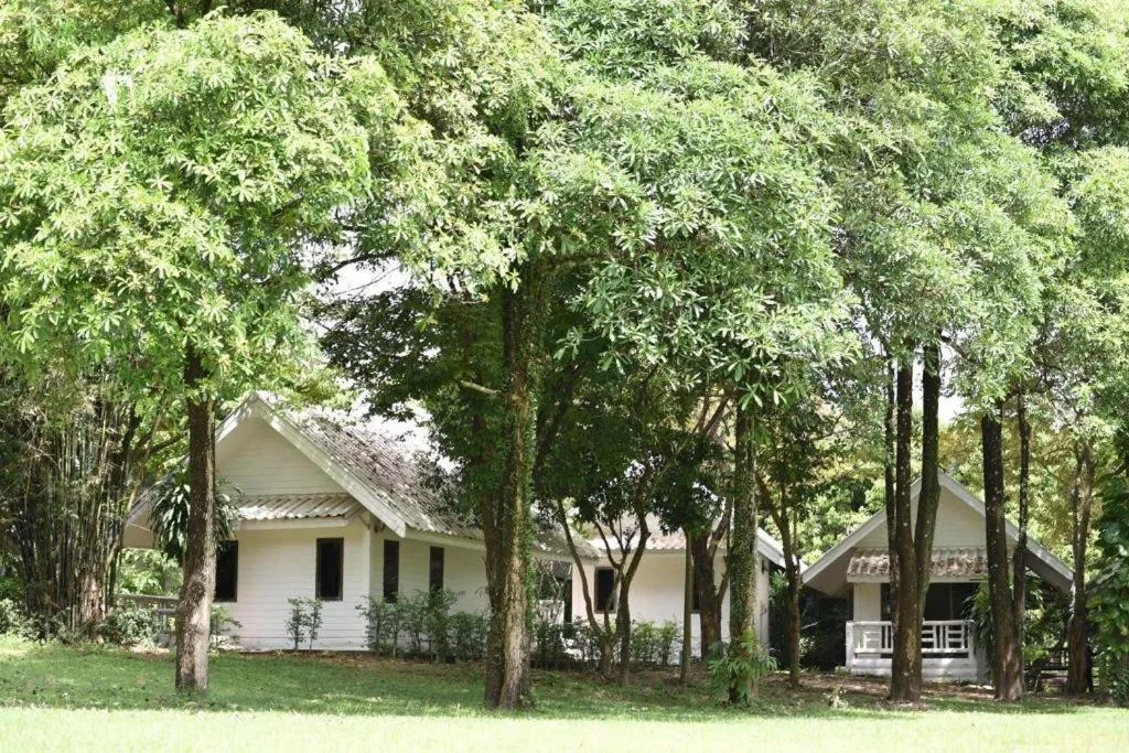 Home and Hill Resort