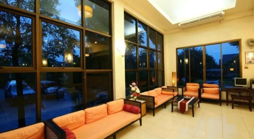 Home and Hill Resort