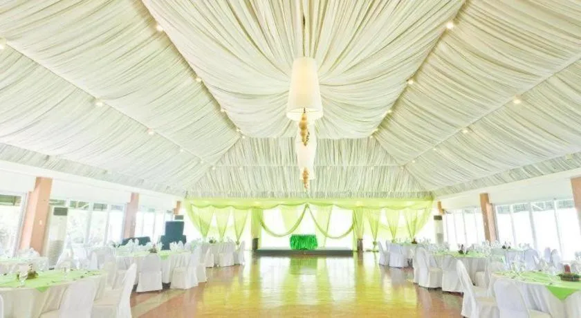 Zaycoland Resort and Hotel